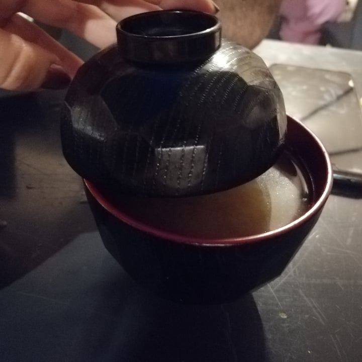 review photo of MOMI | Hagakure Poke & Matcha Bar zuppa miso e tofu shared by @rositagargaro on 03 Jul 2022 - review