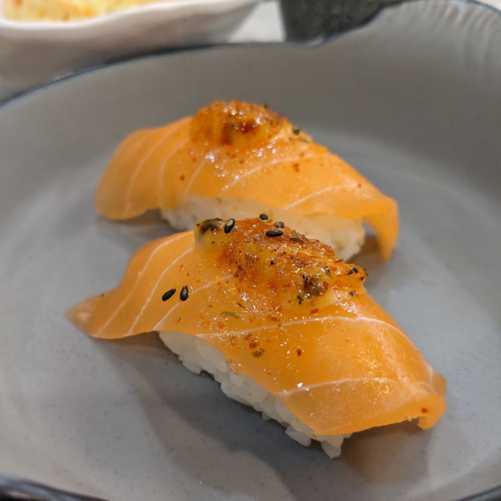 photo of Saute Sushi Spicy Mayo Zalmon shared by @shawneofthedead on  11 Aug 2021 - review