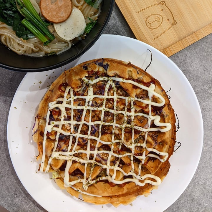 photo of Mong Cha Cha Cafe 梦茶茶 Okonomiyaki Waffles shared by @xinru-t on  02 Mar 2022 - review