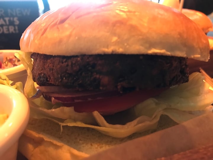 photo of Village Hotel Farnborough Veggie Burger shared by @lolilore on  27 Nov 2019 - review