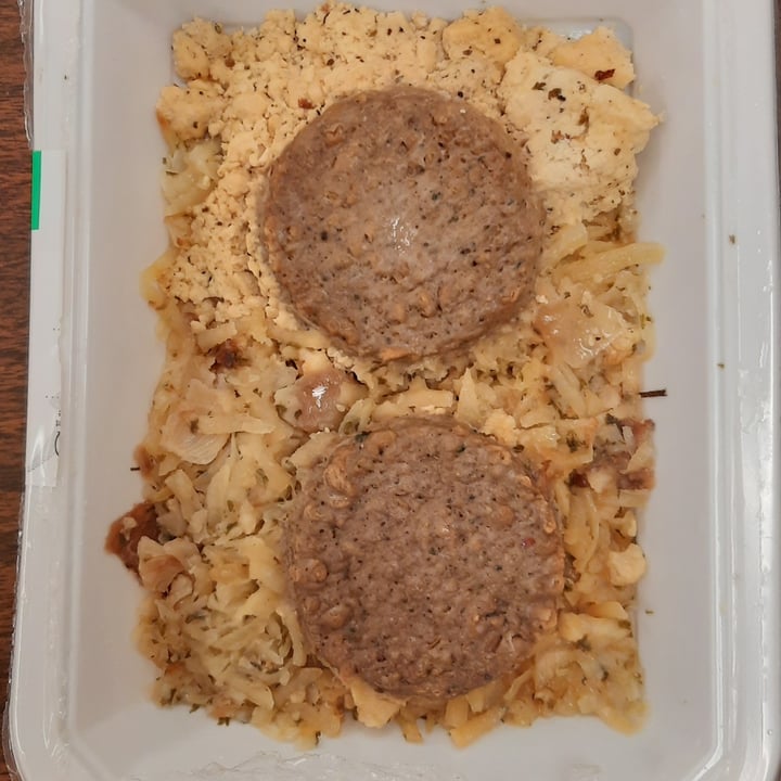 photo of Fresh N Lean Tofu Scramble With Beyond Breakfast Sausage shared by @tatornmaui on  25 Oct 2022 - review