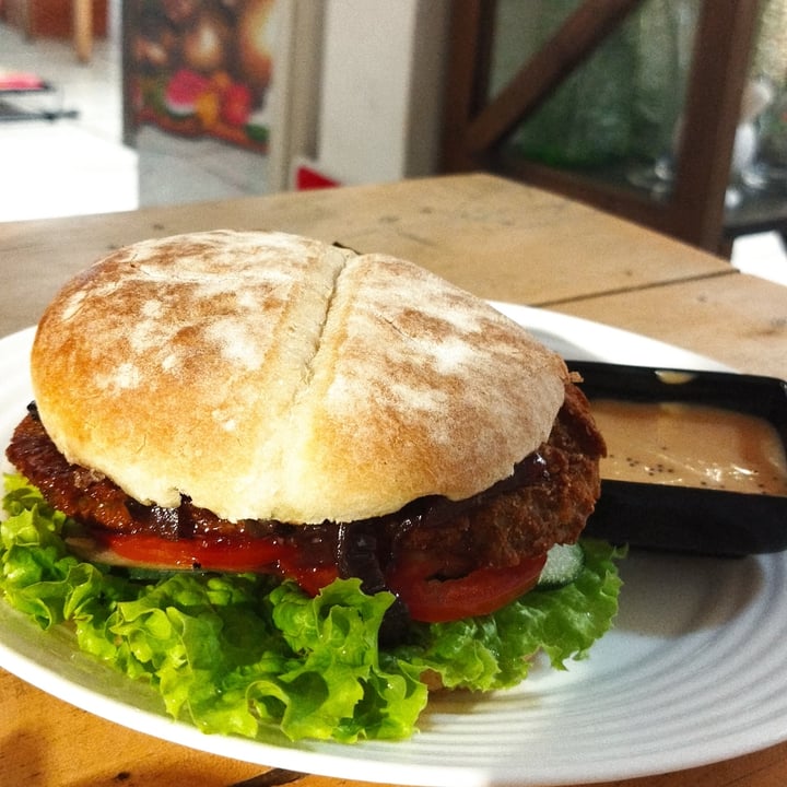 review photo of GANGES - ACADEMIA DE YOGA - MEDELLIN Hamburguesa shared by @saraluer on 08 Jul 2022 - review