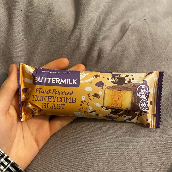 photo of Buttermilk Plant-powered Honeycomb Blast shared by @bethany0990 on  24 Nov 2021 - review