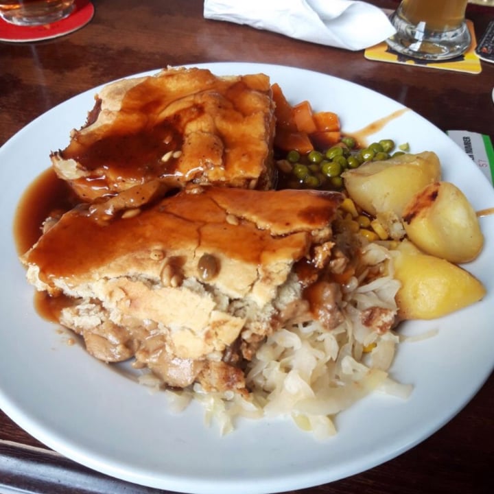 photo of The Fat Cat Pie shared by @zebedee on  22 Apr 2020 - review