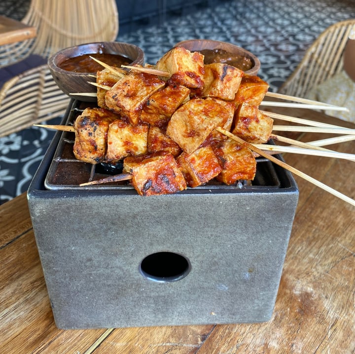 photo of Ulekan Tempeh and Tofu Sate shared by @mario-prawira on  27 Aug 2020 - review