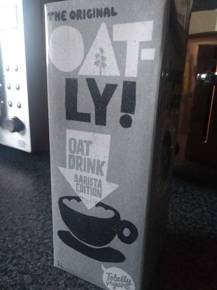 photo of Oatly Oat Drink Barista Edition  shared by @moustache on  25 Mar 2020 - review