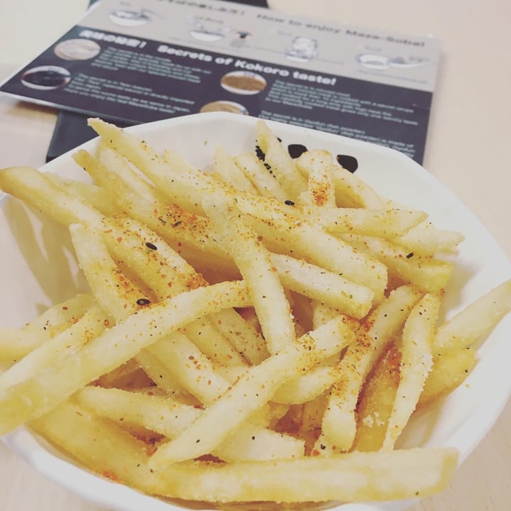 photo of Menya Kokoro Mazesoba Ramen Plaza Singapura Truffle Fries shared by @mags21 on  01 Jan 2020 - review