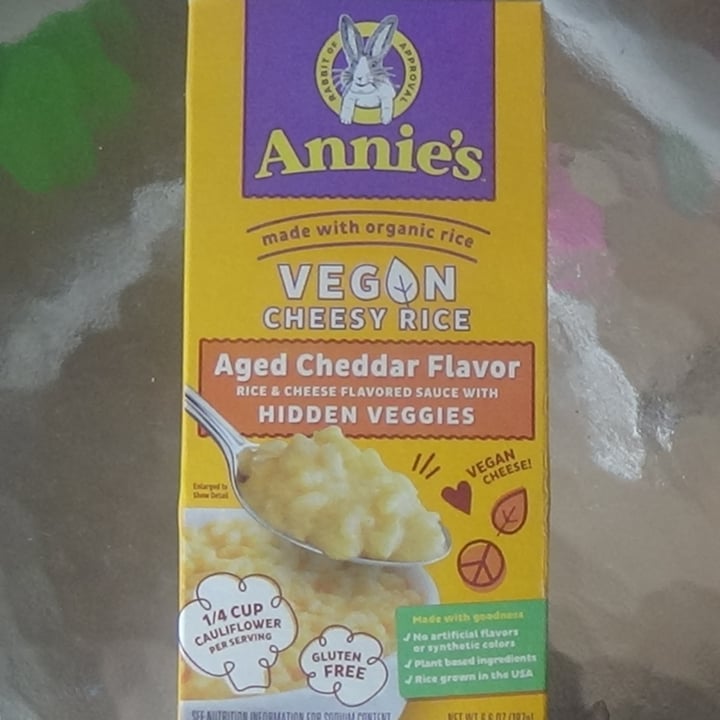 photo of Annie’s Vegan Cheesy Rice (Aged Cheddar Flavor) shared by @feelideal on  19 Nov 2020 - review