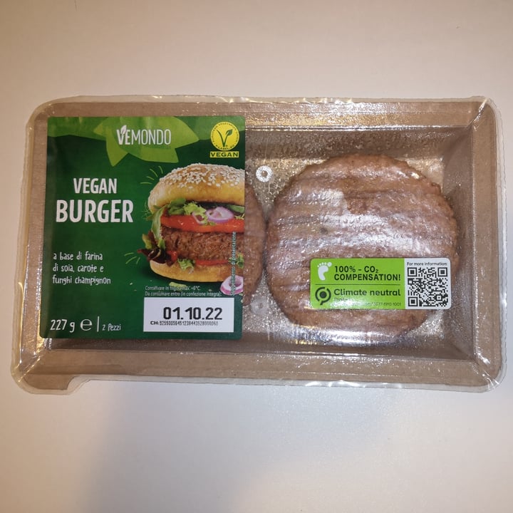 photo of Vemondo Vegan Burger shared by @dippy on  01 Oct 2022 - review