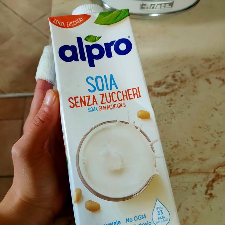 photo of Alpro Bevanda Di Soia Senza Zuccheri shared by @glorianutri on  12 Mar 2022 - review