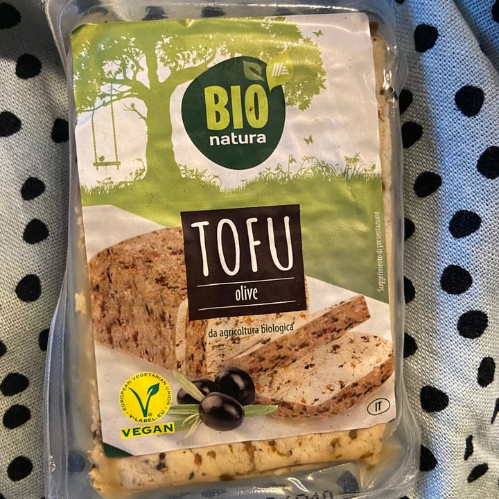 photo of Aldi - Nature active bio Tofu aux Olives shared by @arinsss on  17 Jul 2022 - review