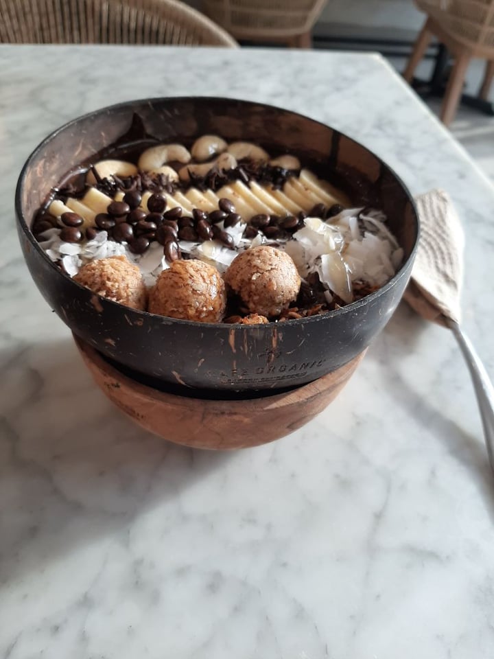 photo of Cafe Organic Bali The Afrika Smoothie Bowl shared by @plantsfeelthough on  15 Feb 2020 - review