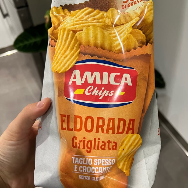 photo of Amica Chips Eldorada Grigliata - Taglio Spesso E Croccante, -30% Grassi shared by @aliclinomaniac on  24 Nov 2021 - review