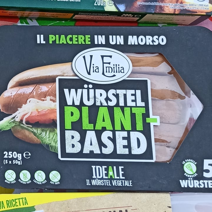 photo of Via emilia Wurstel Plant Based shared by @atena87 on  01 Dec 2021 - review
