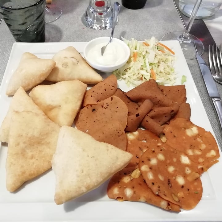 photo of Ristorante Vegano Biologico La Lanterna Gnocco Fritto Con Affettati Vegetali E Formaggio Cremoso Vegetale shared by @virginiap on  18 Feb 2021 - review