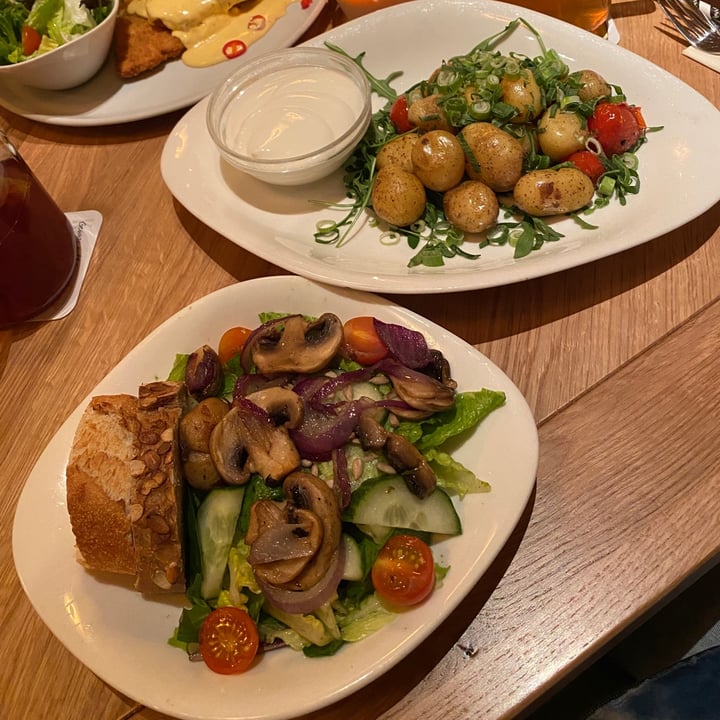 review photo of Cafe Del Sol Fulda Gebackene Minikartoffeln shared by @liki181 on 17 Jul 2022 - review