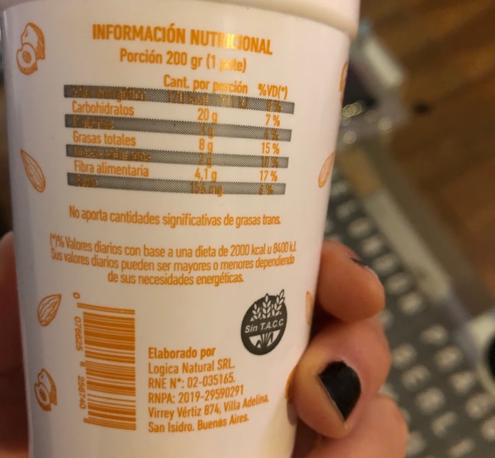 photo of Felices Las Vacas Yogur de Almendras y Durazno shared by @vickydeb on  28 Jul 2020 - review