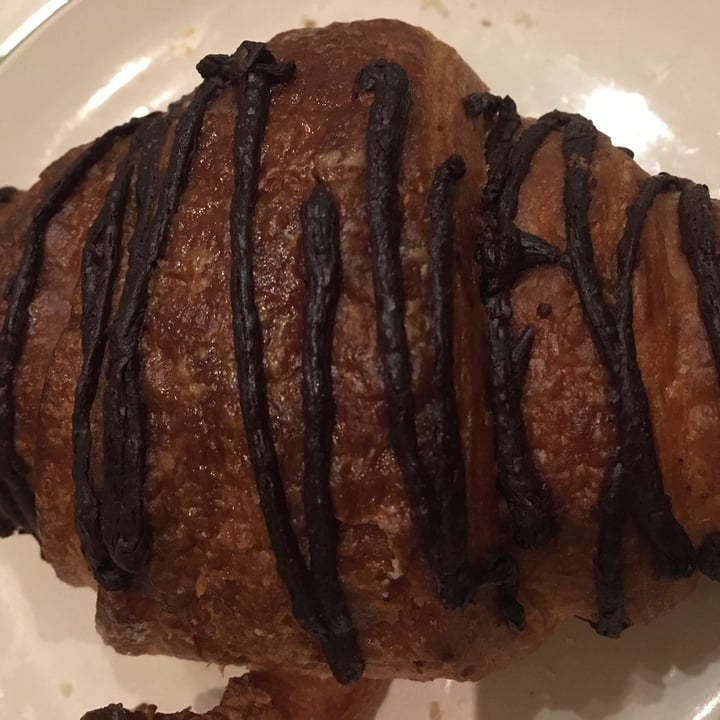 photo of Harvest Cafe Chocolate Croissant shared by @sylvacharm on  06 Jun 2022 - review