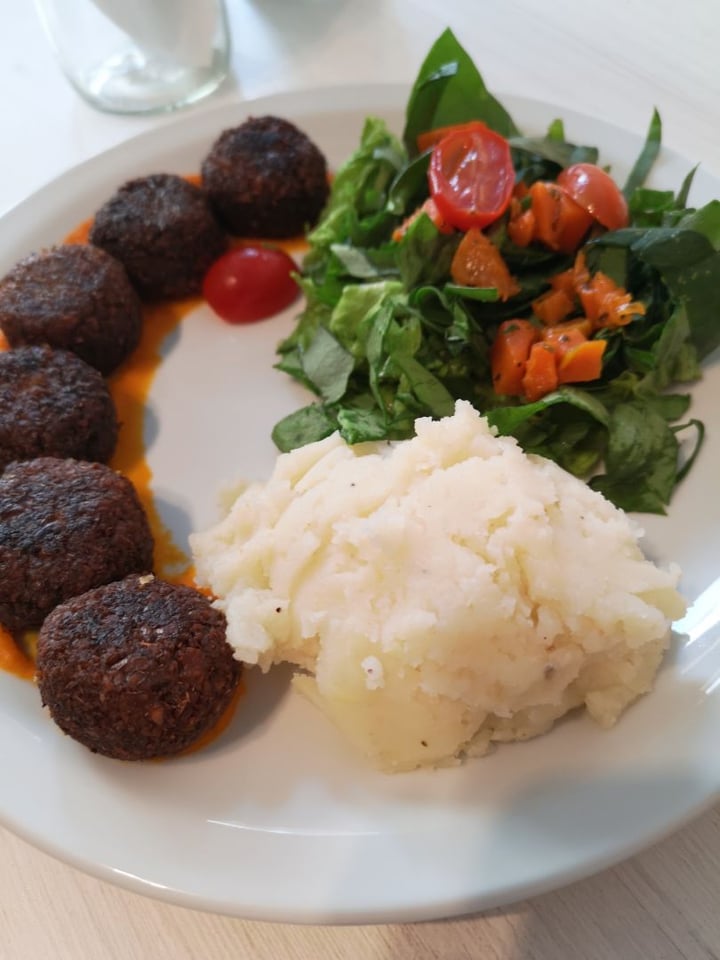 review photo of Vica (Delivery Only) Plato de falafel shared by @vicabassi on 28 Aug 2019 - review
