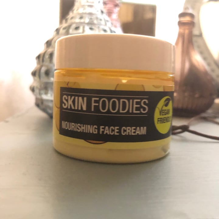 photo of Cien Crema Facial Nutritiva con Aceite de Macadamia shared by @athena8 on  19 Jun 2020 - review