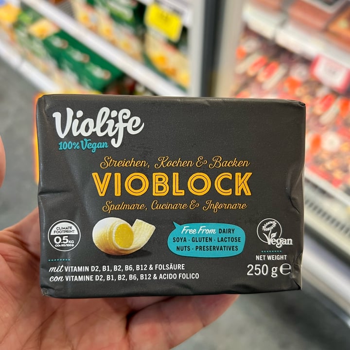 review photo of Violife Vioblock with sea Salt shared by @pinofoderaro on 27 Mar 2022 - review