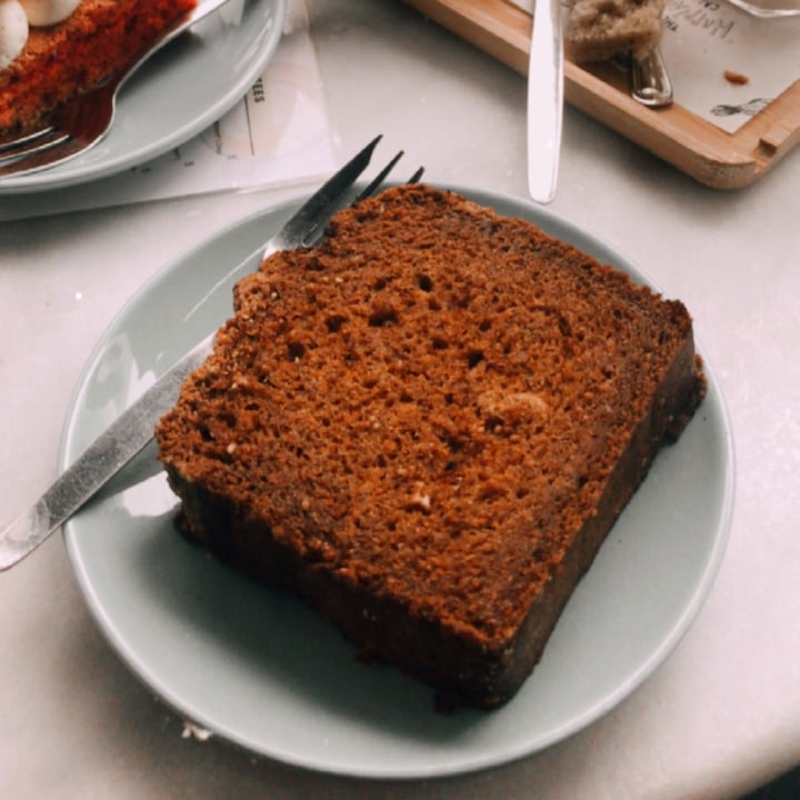 photo of The Happiness Cafe Cinnamon Crumble Banana Bread shared by @katinka- on  22 Nov 2021 - review