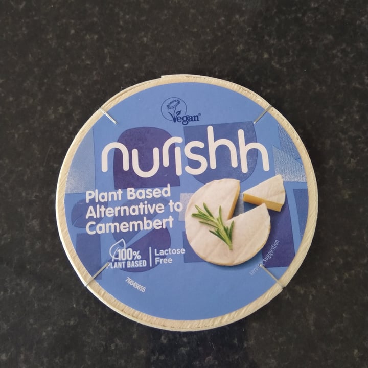 photo of Nurishh Plant Based alternative to Camembert shared by @gaia-andhercats on  23 Jul 2022 - review