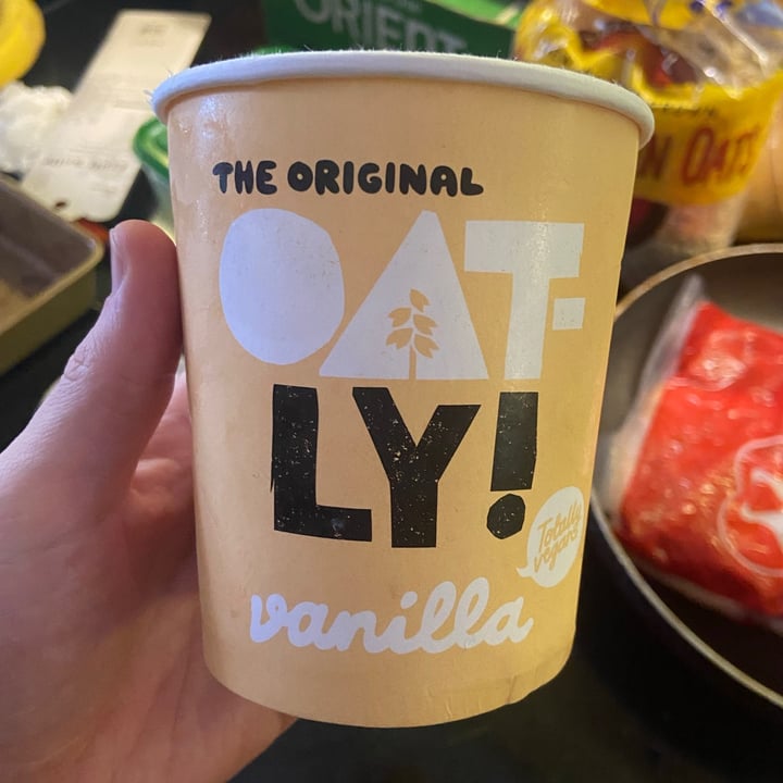 photo of Oatly Vanilla Ice Cream shared by @elliott96 on  06 Jun 2021 - review