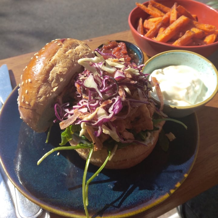 photo of Nourish'd Café & Juicery Jack Me Off Burger shared by @laurenbettyd on  22 Aug 2021 - review