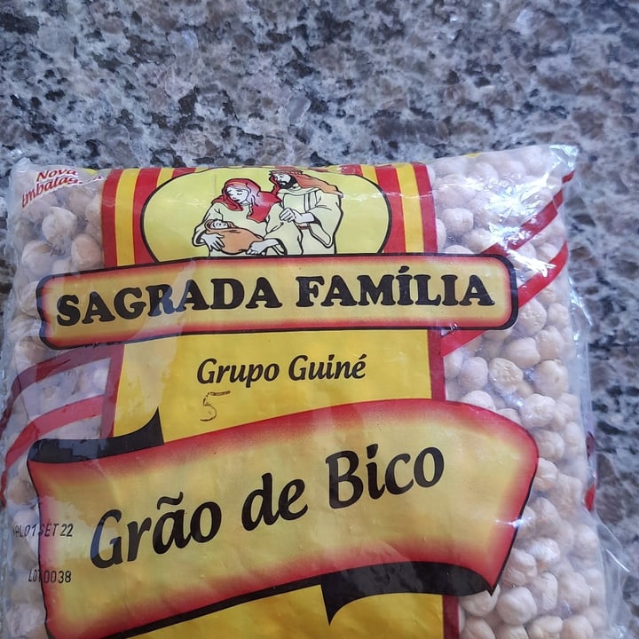photo of sagrada família Grão De Bico shared by @claudilenyrosa on  14 May 2022 - review