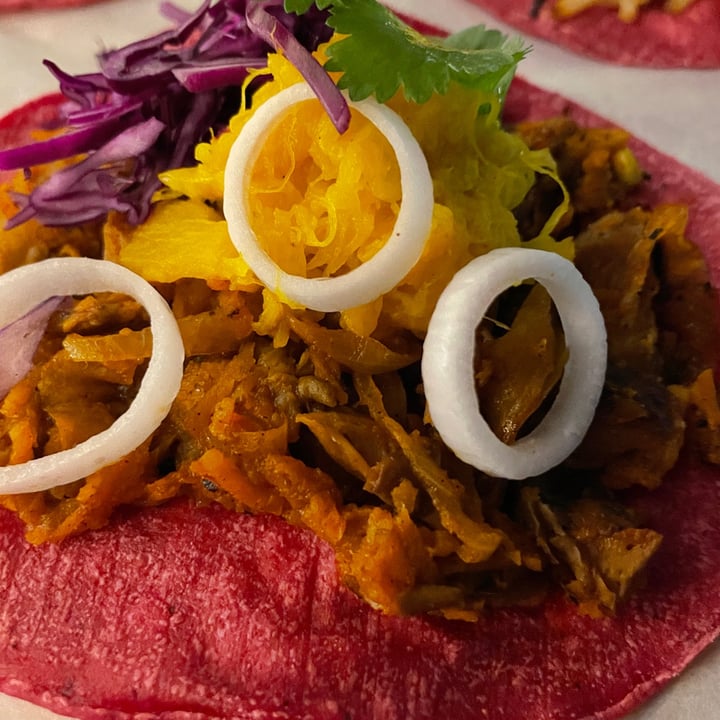 photo of La Pitahaya Vegana Tacos De Pastor shared by @liliwaldo on  01 Apr 2022 - review