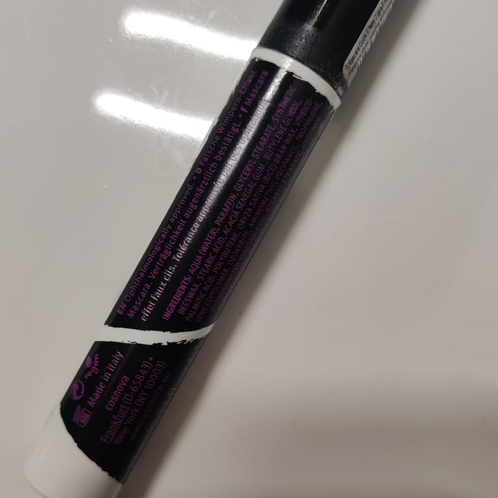photo of Essence  The False Lashes Mascara shared by @aletofulover on  20 Apr 2022 - review
