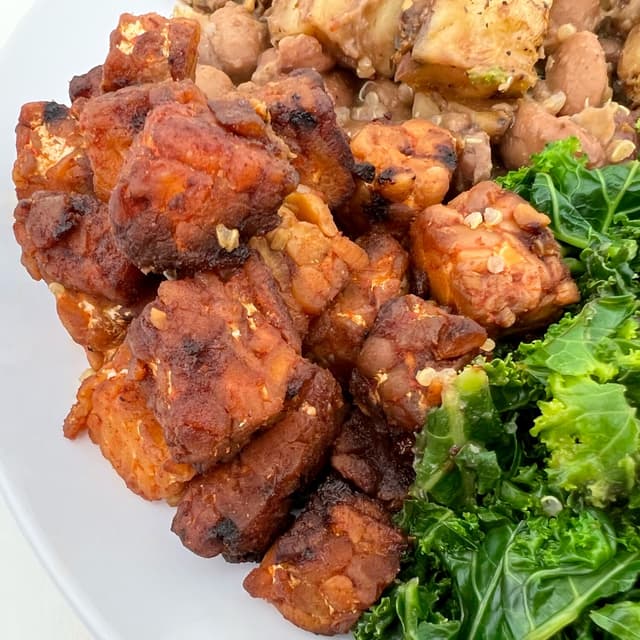 菜肴“Ginger Spiced Lobster Mushroom + Potato Bowl”的照片
