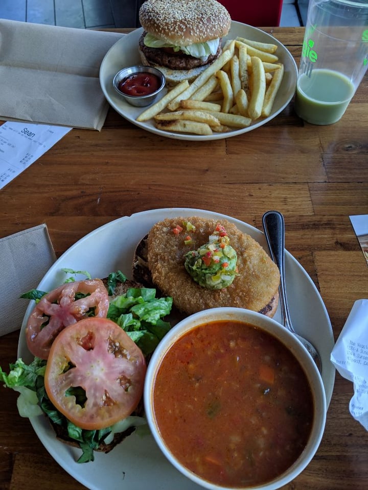 photo of Veggie Grill Santa Fe Crispy Chickin’ Sandwich shared by @graciec on  27 Oct 2019 - review
