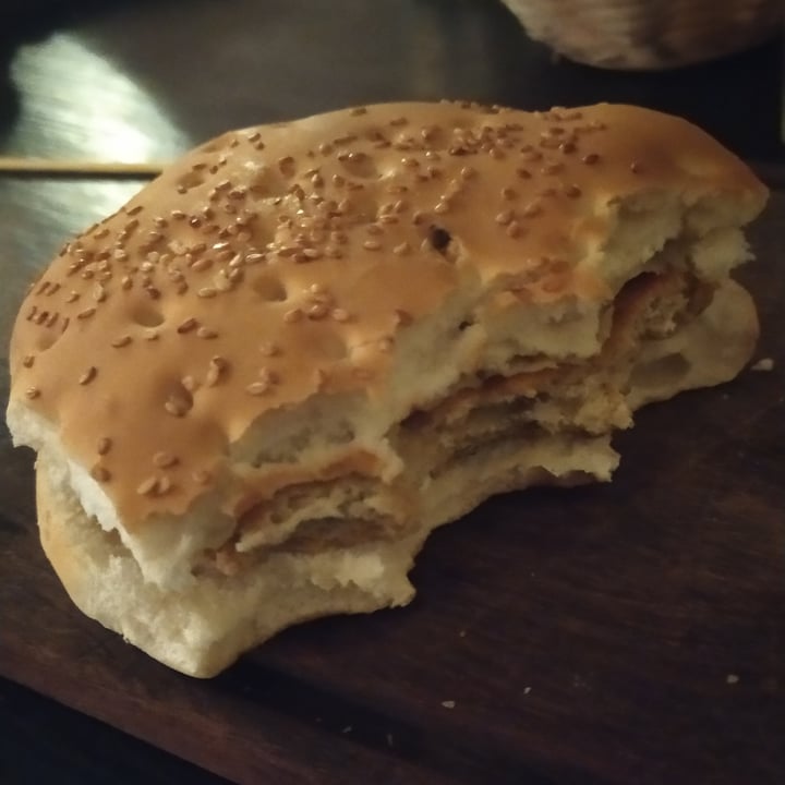 review photo of Beerwind Hamburguesa De Lentejas Vegana shared by @natiarias on 24 Nov 2021 - review