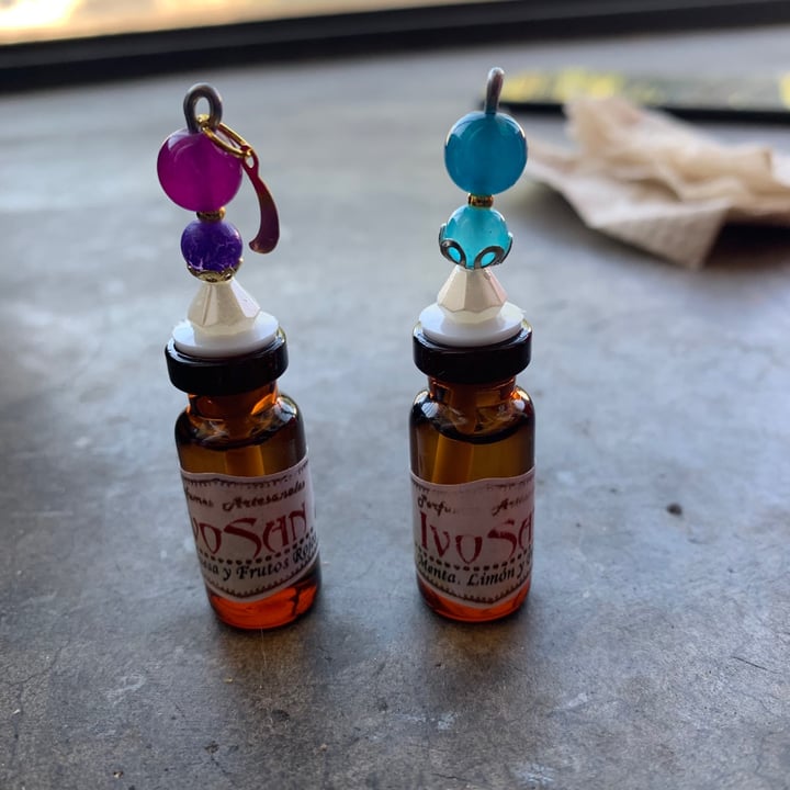 review photo of Perfumes artesanales Esencias shared by @fridamabu on 23 Nov 2020 - review