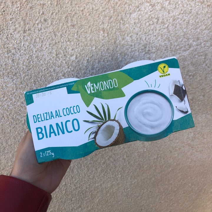 photo of Vemondo Yogurt Cocco Bianco shared by @dariadanilowska on  18 Apr 2022 - review