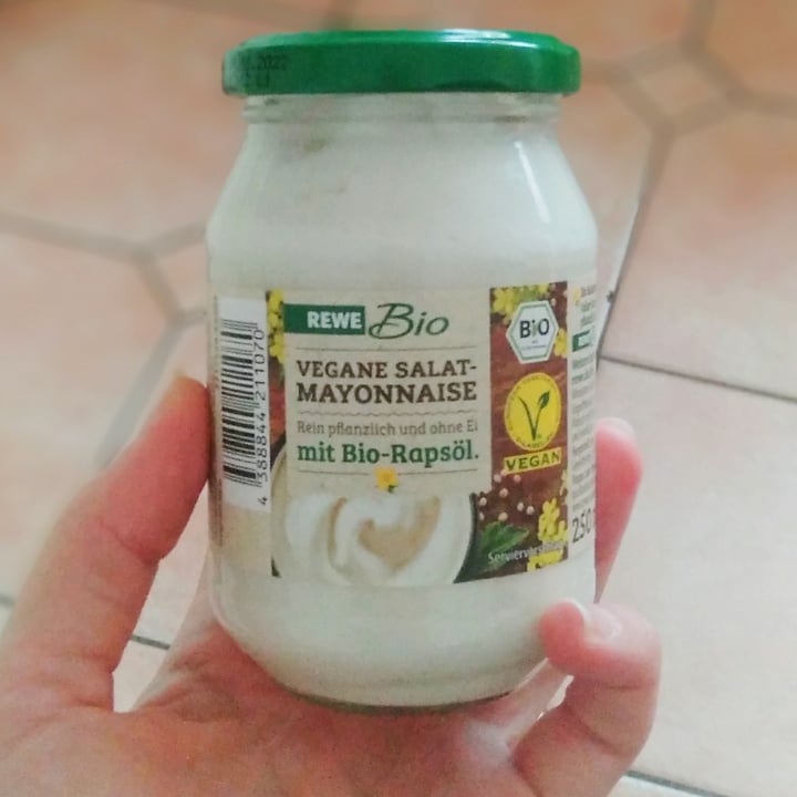 review photo of Rewe Bio Vegane Salat-Mayonnaise shared by @emmimariwa on 22 Nov 2021 - review
