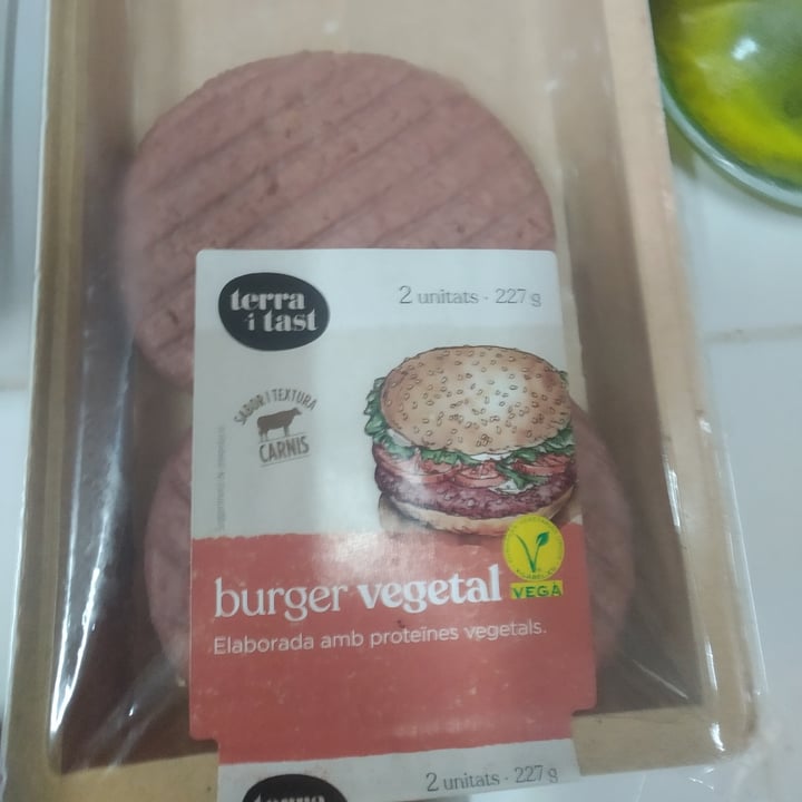 review photo of Terra i tast Burger vegetal shared by @pennylane on 06 Jul 2021 - review