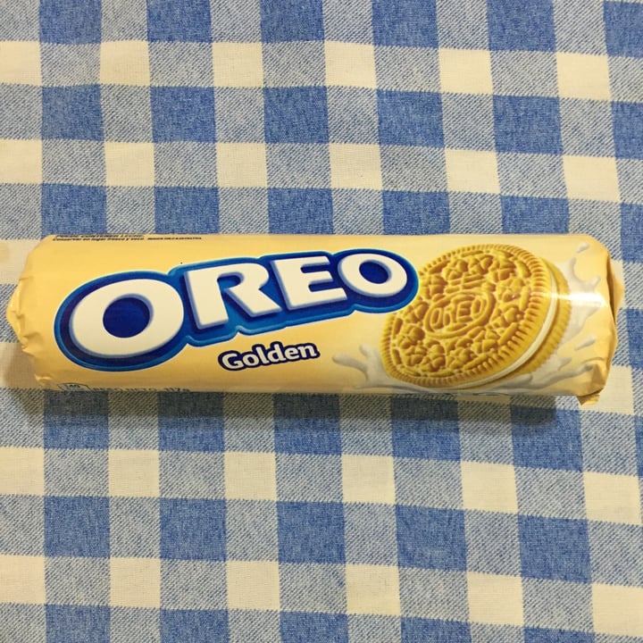 review photo of Mondelēz International Oreo Golden shared by @castrovxtatt on 29 Apr 2021 - review