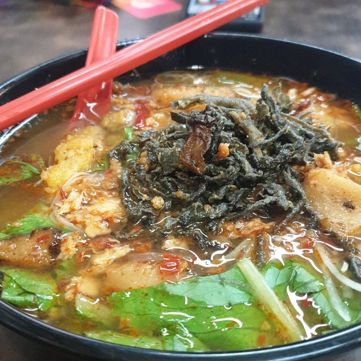 photo of Yi Xin Vegetarian Assam laksa shared by @notjannie on  07 Sep 2022 - review