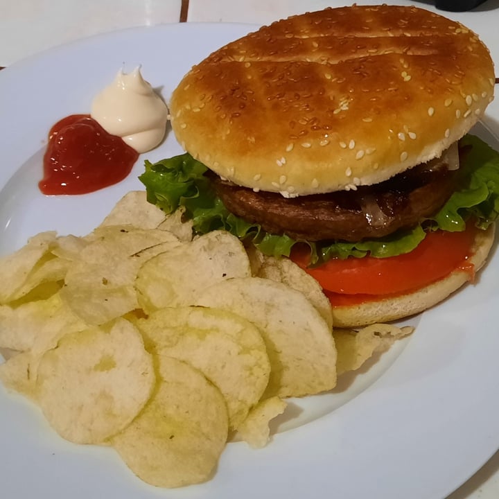photo of Kibo Veggie Burguer shared by @dresveg on  02 May 2021 - review