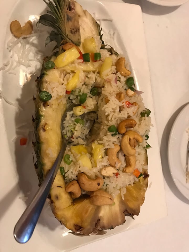 photo of Ye’s Asian Vegan Kitchen Pineapple fried rice shared by @dolcesride on  17 Jan 2019 - review