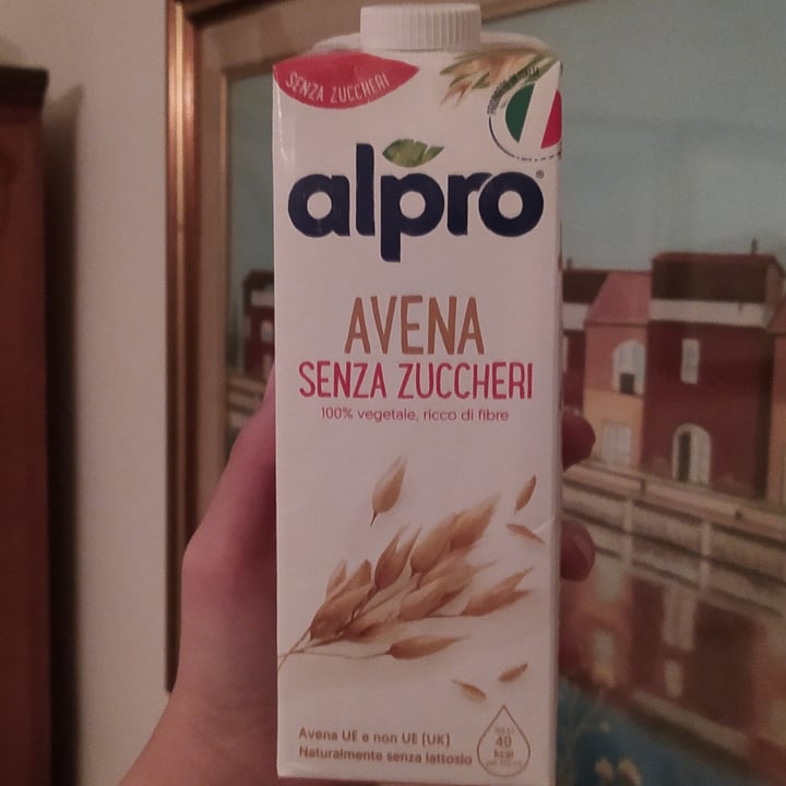 photo of Alpro Latte di avena senza zuccheri shared by @bratkart0ffel on  30 Mar 2022 - review