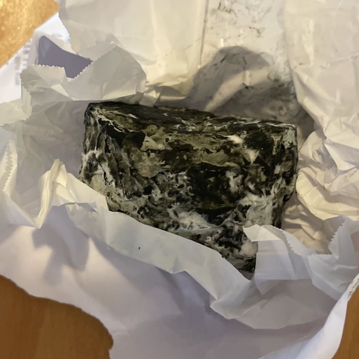 review photo of Nutty Artisan Foods Simply Blue shared by @saanvaquero on 26 Feb 2022 - review