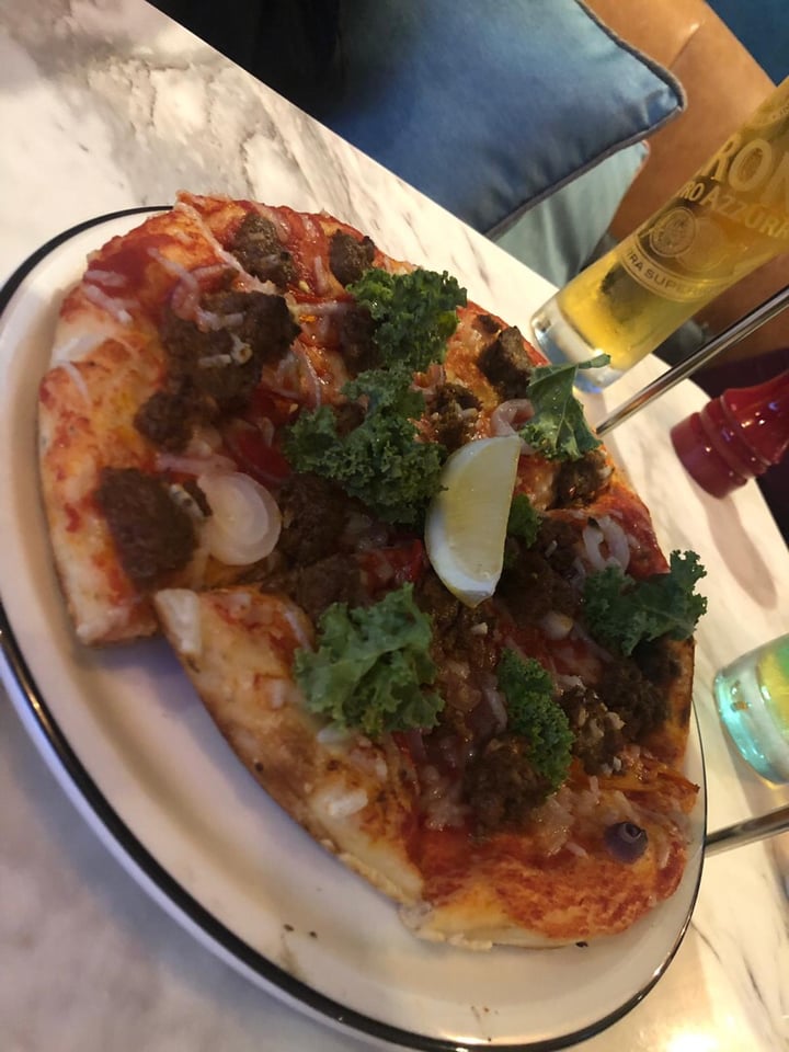 review photo of PizzaExpress Curried Beyond™ Beef Pizza shared by @derrique79 on 09 May 2019 - review
