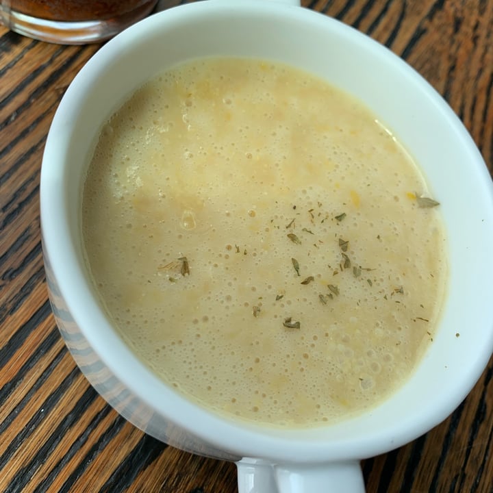 photo of nomVnom Bistro Corn soup shared by @tannfluffycowgomoo on  29 Jun 2022 - review