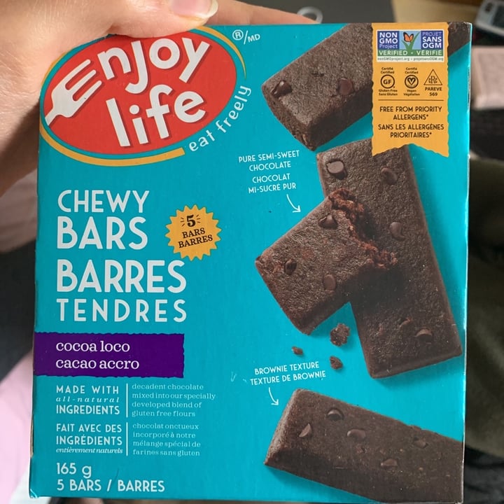 review photo of Enjoy Life Chewy Bars Chocolate Chip and Caramel shared by @perlabashmanian on 13 Apr 2020 - review
