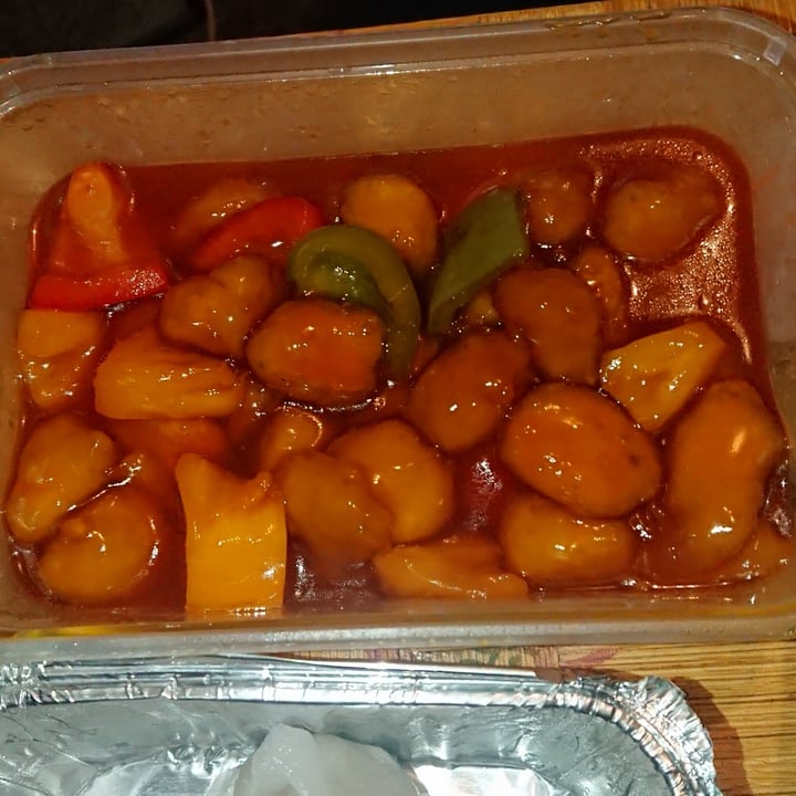 photo of Tofu Vegan Sweet and Sour Chicken shared by @sunmoony on  17 Mar 2022 - review