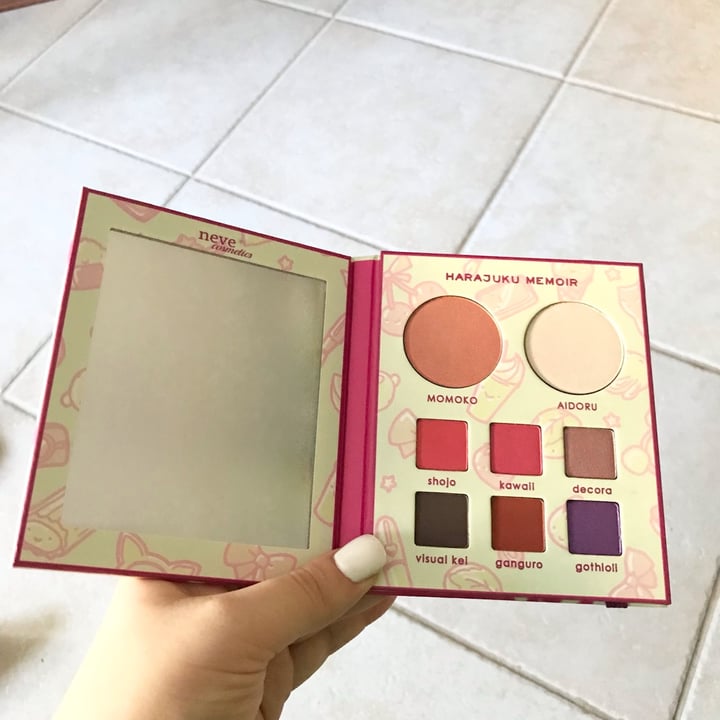 photo of Neve Cosmetics Harajuku memoir face palette shared by @rinaadeelah on  04 Feb 2022 - review